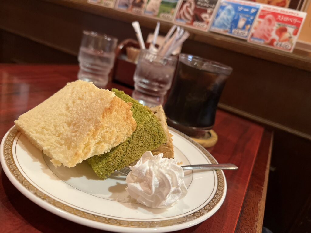 シフォンケーキ
